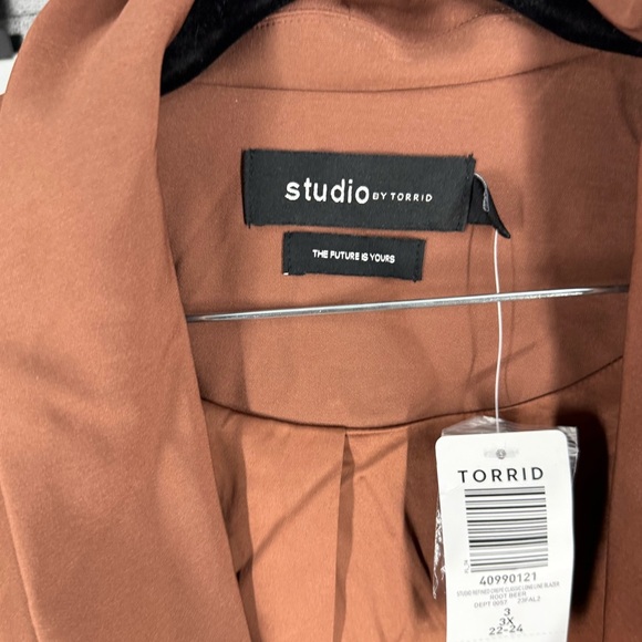 NWT Torrid Soho Studio Refined Crepe Blazer Root Beer 3x 22 24 - Picture 6 of 7